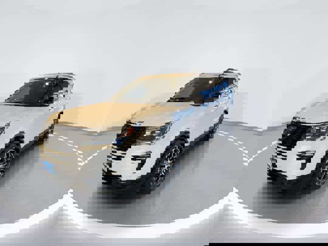 Used 2018 Ford Explorer Sport w/ Equipment Group 401A image 4