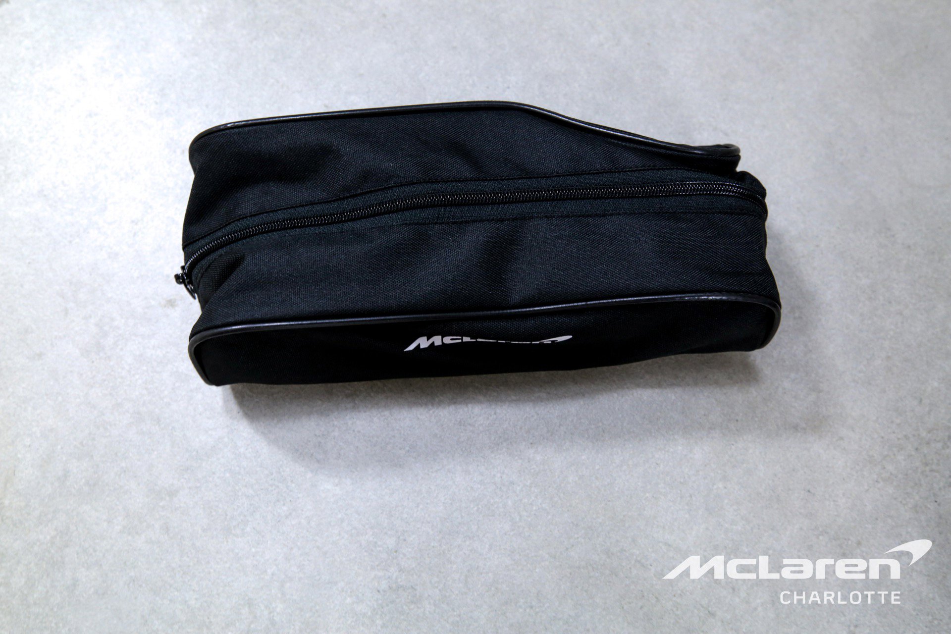 Used 2025 McLaren Artura Spider image 23