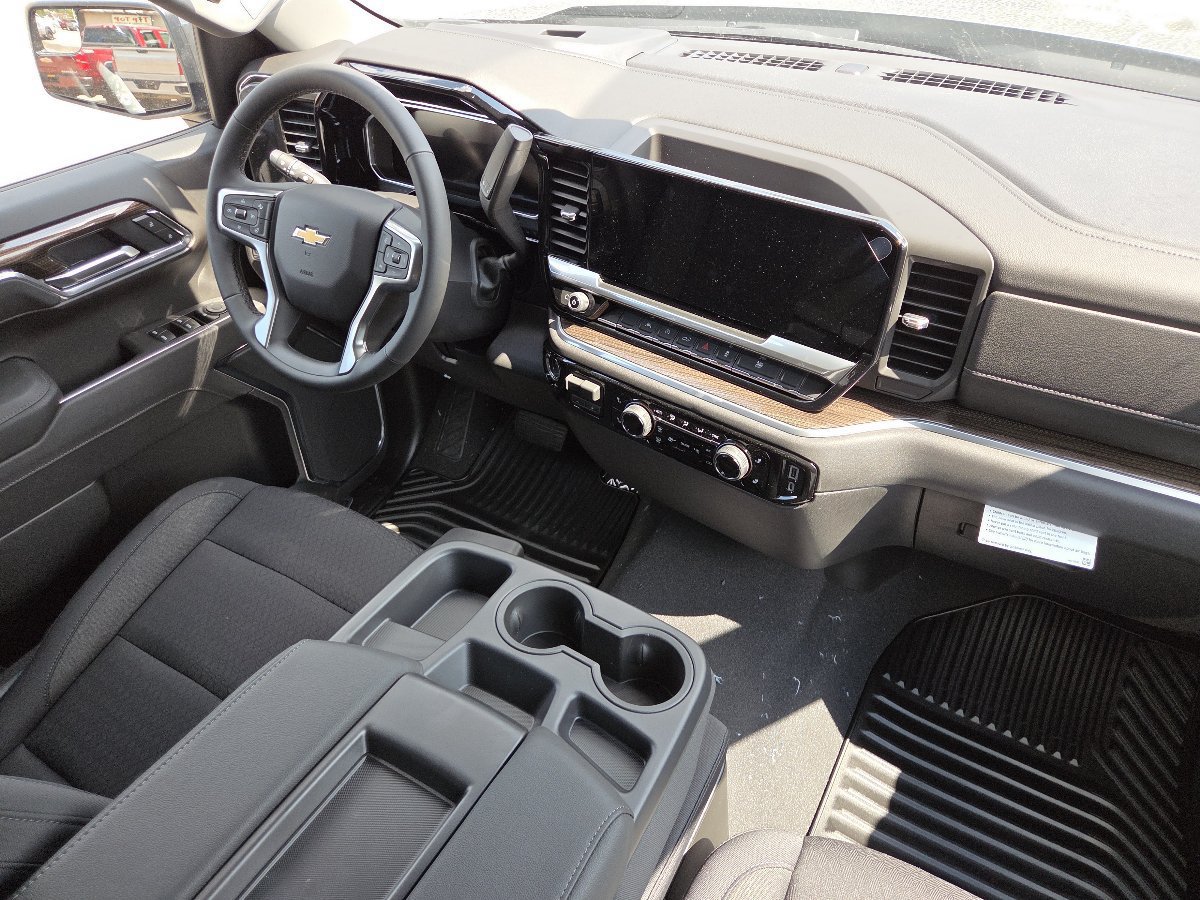 New 2026 Chevrolet Silverado 1500 LT AWD/4WD image 24