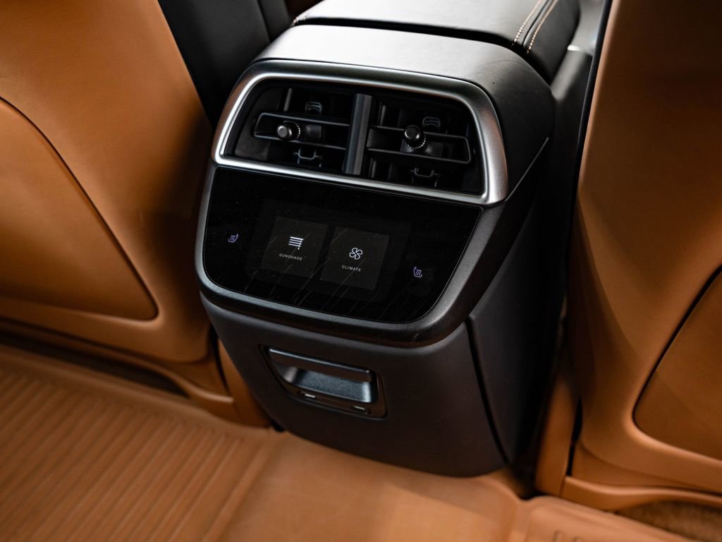 Used 2024 Lucid Air Grand Touring image 34