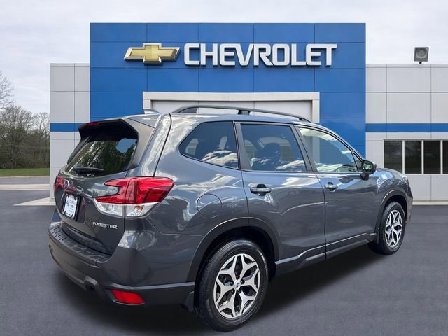 Used 2021 Subaru Forester Premium AWD/4WD image 7