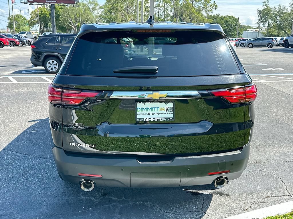 Used 2023 Chevrolet Traverse LS w/ Safety Package FWD image 6