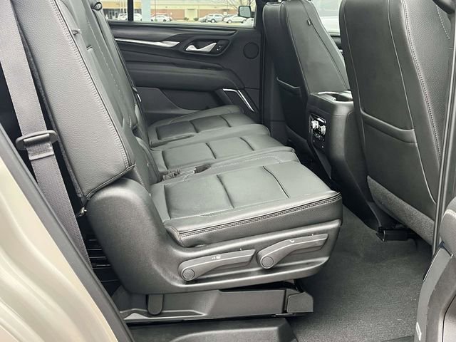 Used 2021 GMC Yukon Denali w/ Denali Premium Package image 25