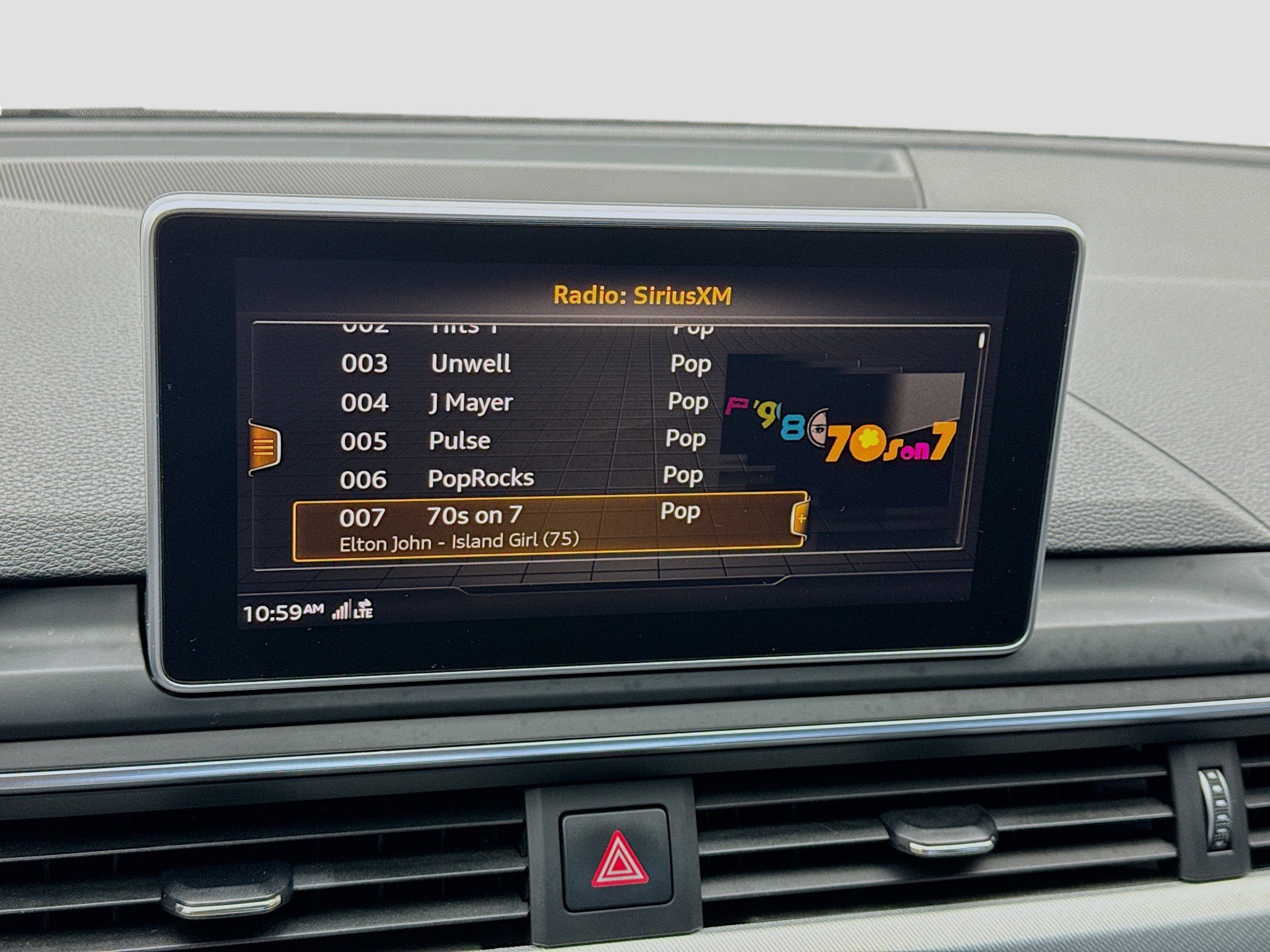 Used 2018 Audi A4 2.0T Premium Plus w/ Premium Plus Package image 11