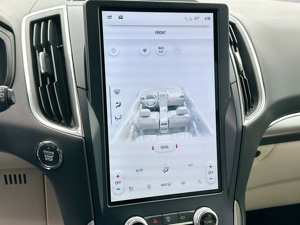 Used 2022 Ford Edge Titanium image 15