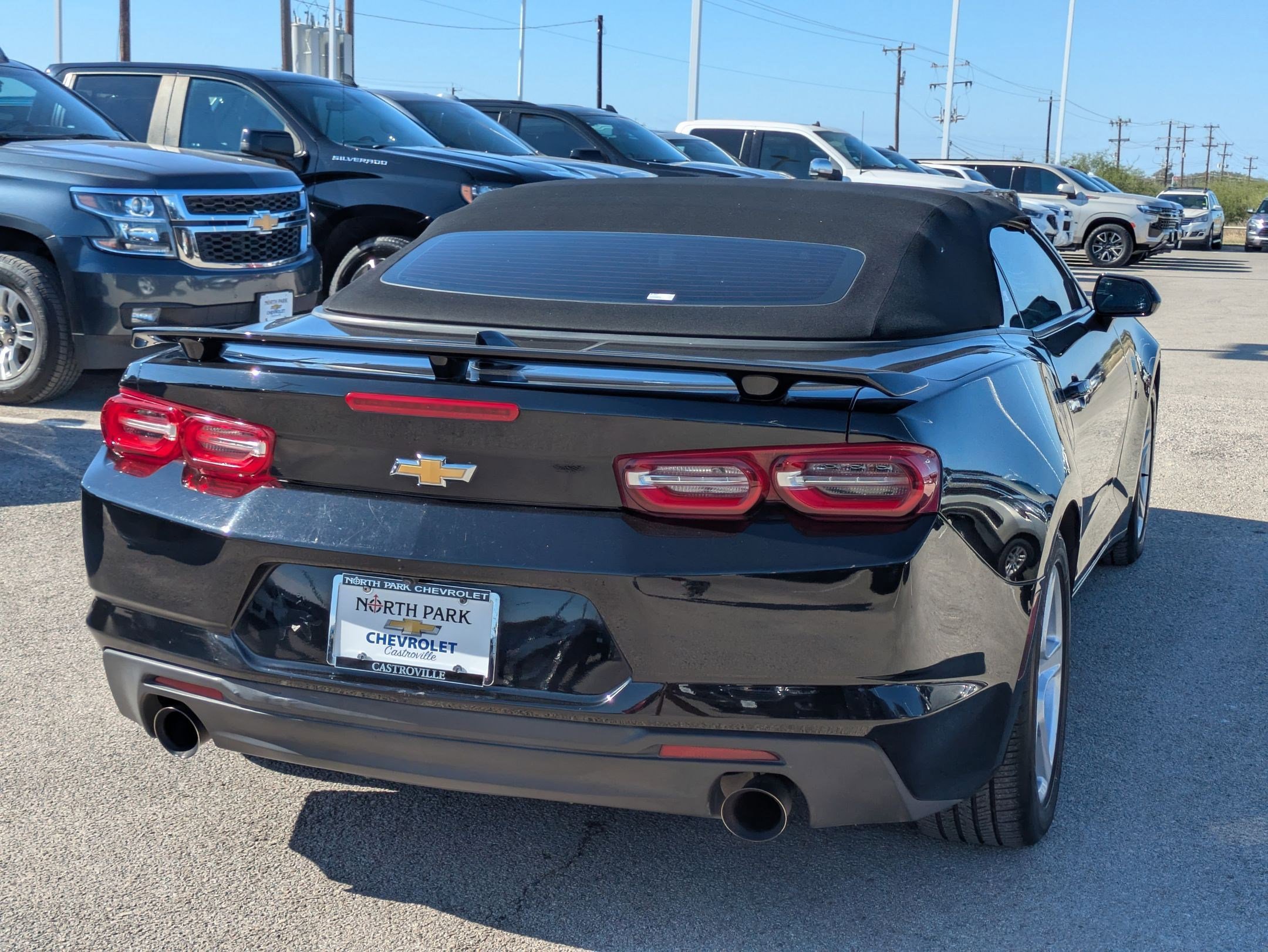 Used 2021 Chevrolet Camaro LT image 3
