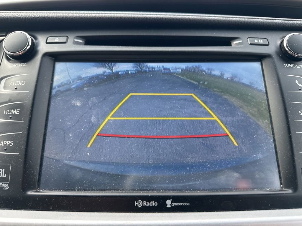 Used 2015 Toyota Highlander Limited image 23