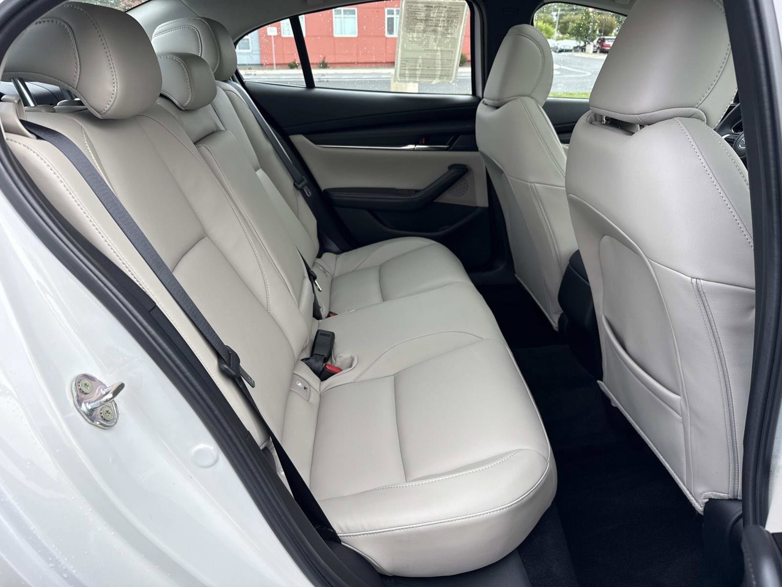 Used 2024 MAZDA MAZDA3 s image 20