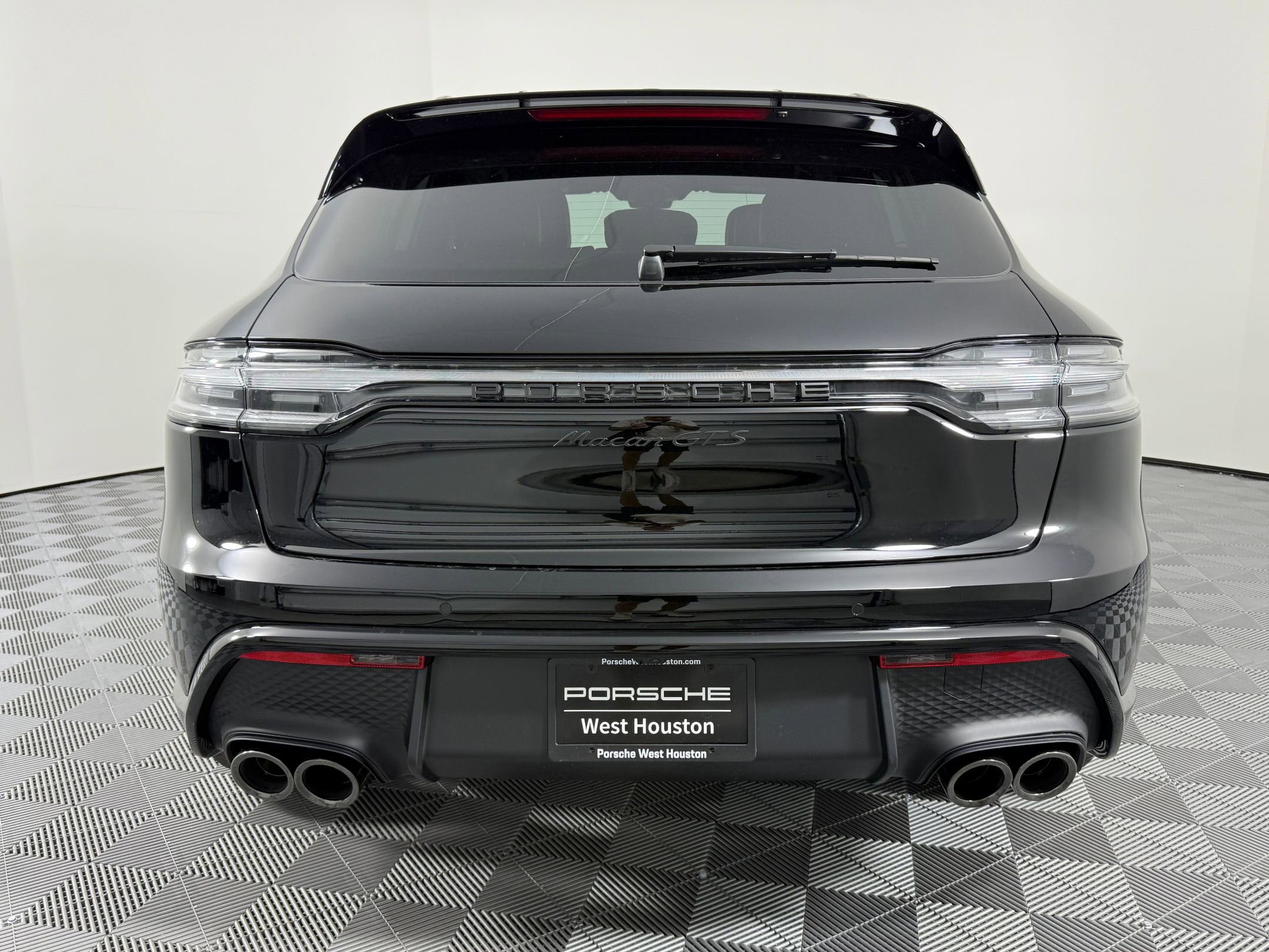 New 2026 Porsche Macan GTS AWD/4WD image 10