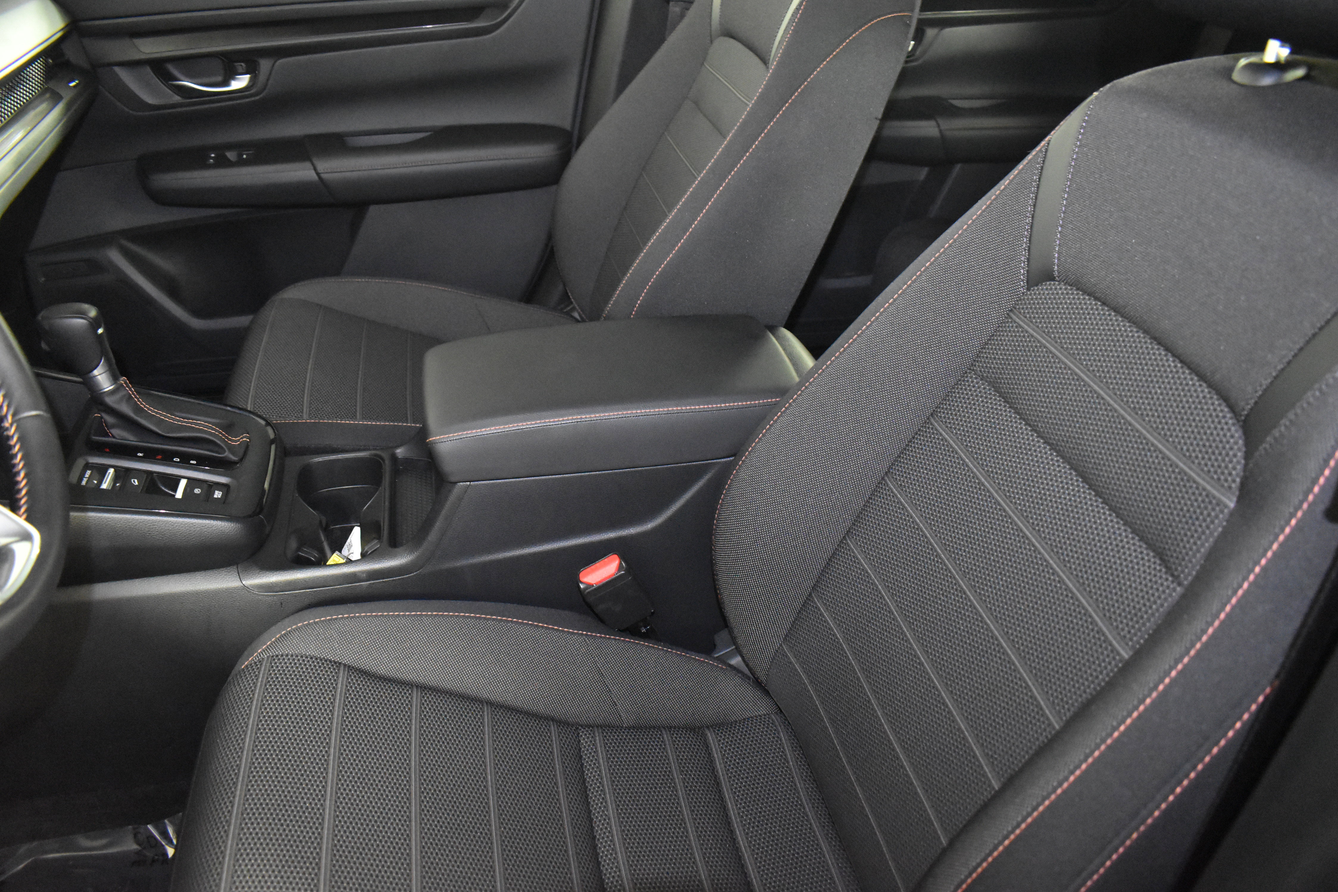 Used 2025 Honda CR-V Sport image 40