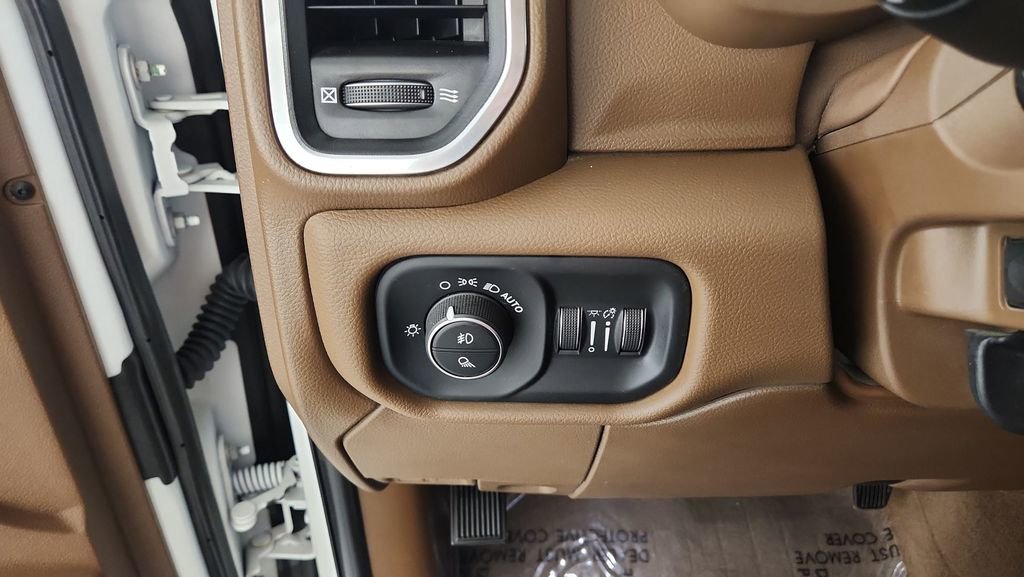 Used 2022 RAM 3500 Laramie w/ Safety Group B image 25