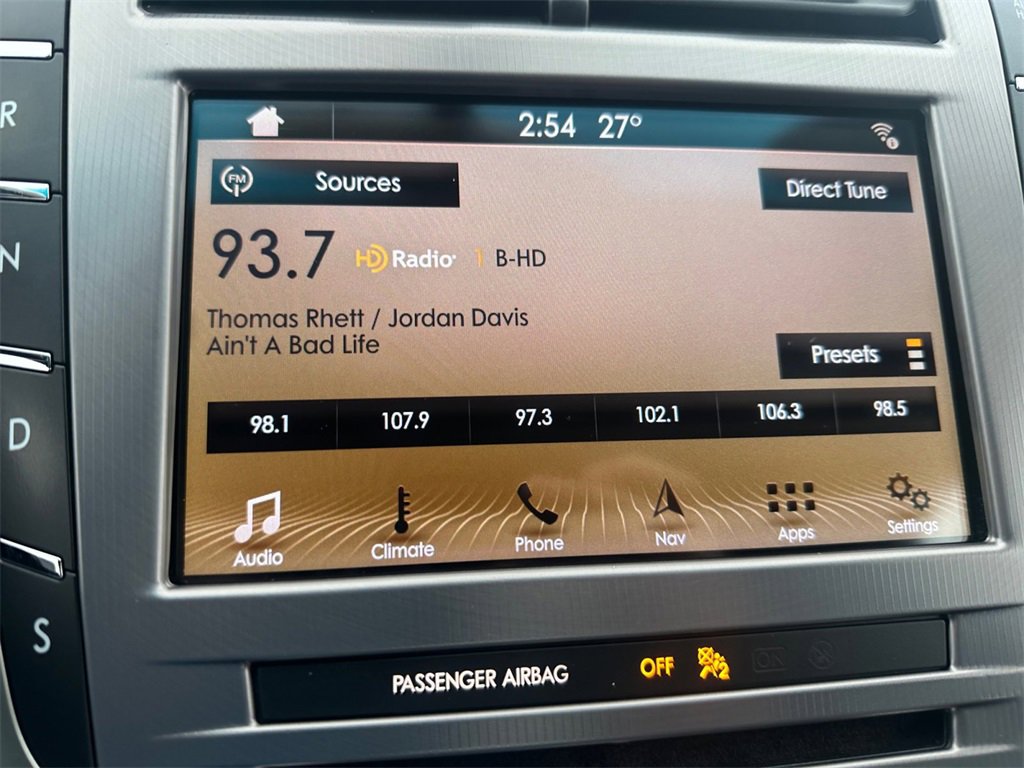 Used 2018 Lincoln MKZ Reserve image 14