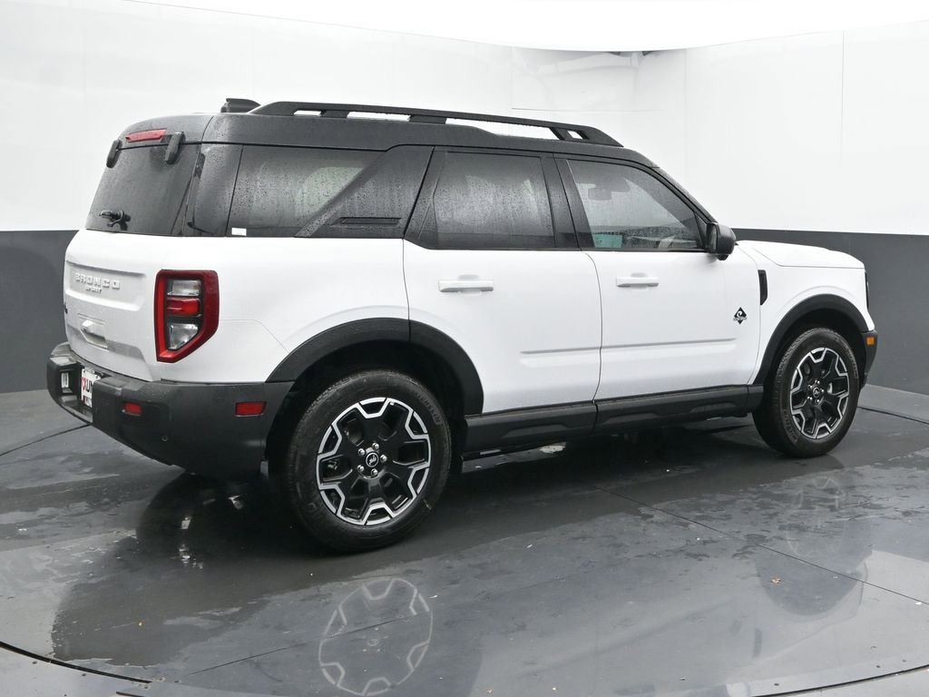 New 2025 Ford Bronco Sport Outer Banks w/ Outer Banks Tech Package+ image 10