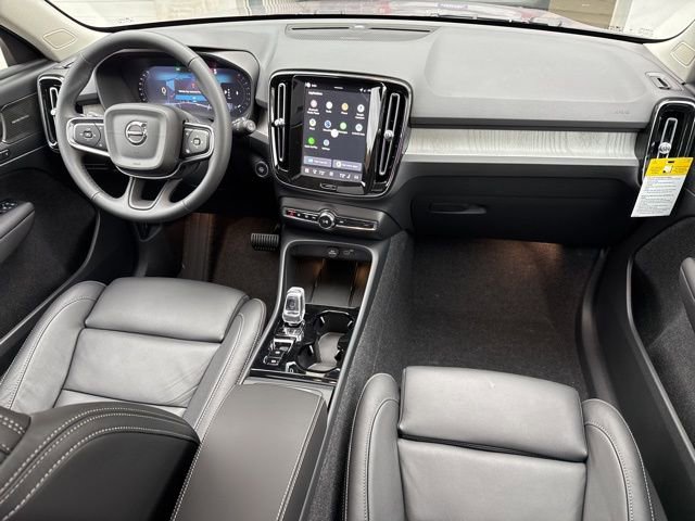 New 2026 Volvo XC40 B5 Plus w/ Protection Package Premier AWD/4WD image 6
