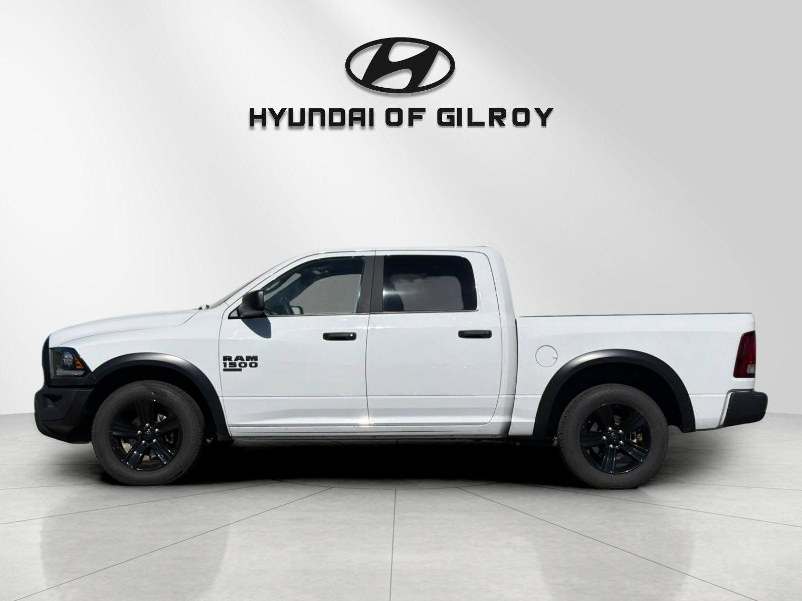 Used 2024 RAM 1500 Warlock RWD image 2
