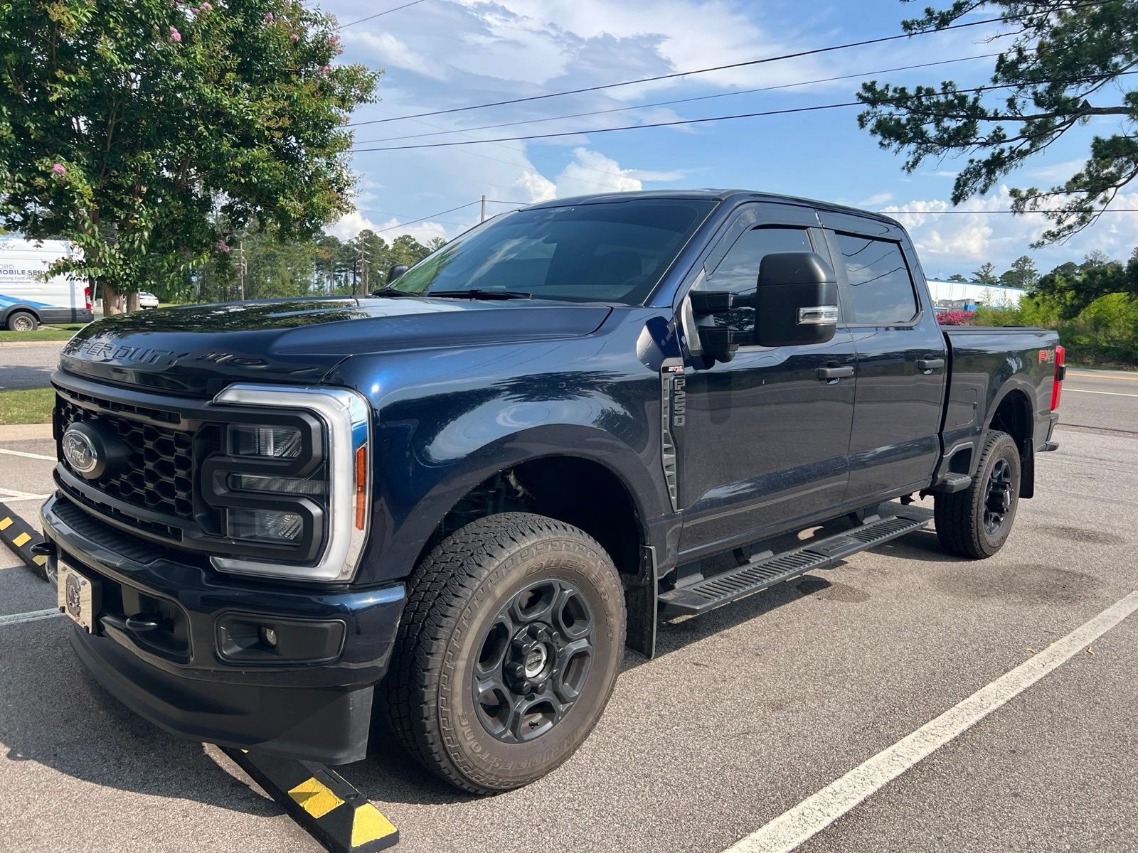 Used 2025 Ford F250 XL w/ STX Appearance Package AWD/4WD video 1