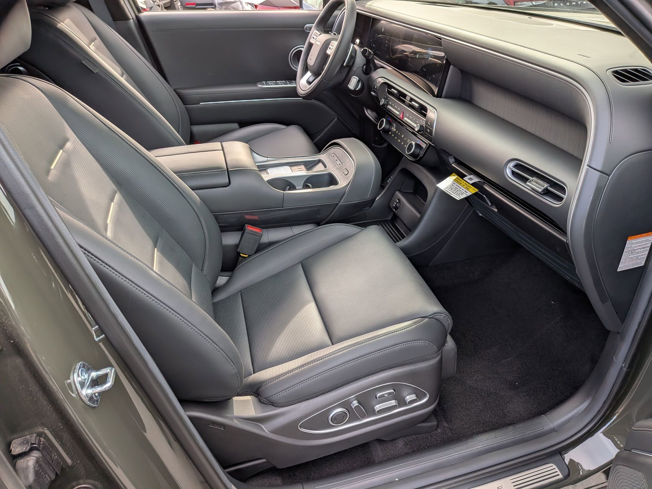 New 2026 Hyundai Palisade Calligraphy FWD image 25