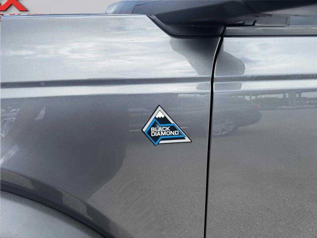 Used 2023 Ford Bronco Black Diamond AWD/4WD image 12