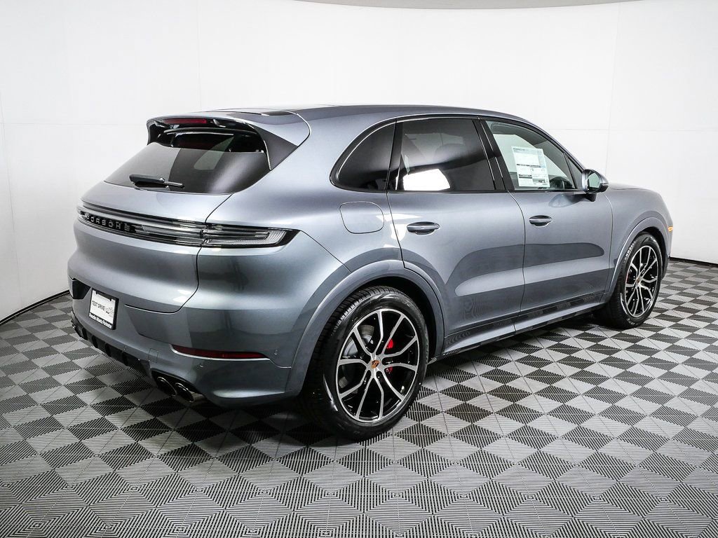 New 2026 Porsche Cayenne S image 31