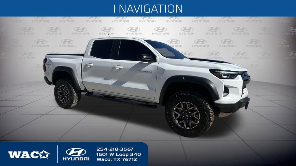 Used 2025 Chevrolet Colorado ZR2 w/ Technology Package image 5