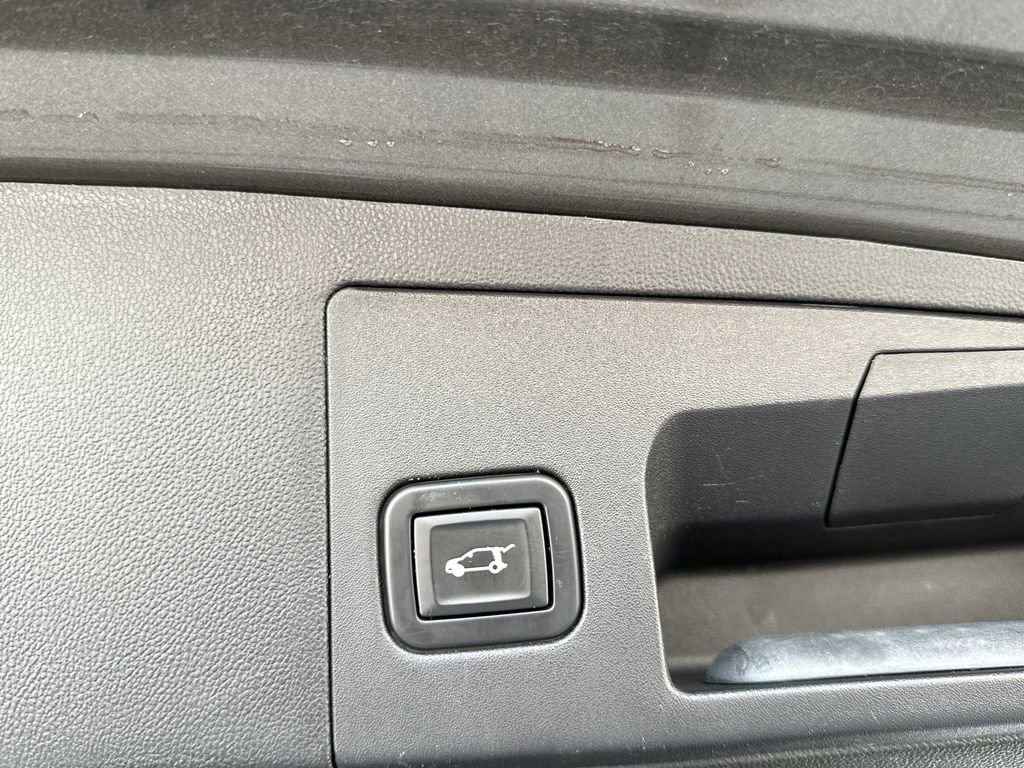 Used 2020 Cadillac XT5 Premium Luxury image 33