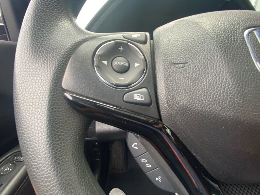 Used 2018 Honda HR-V EX image 19