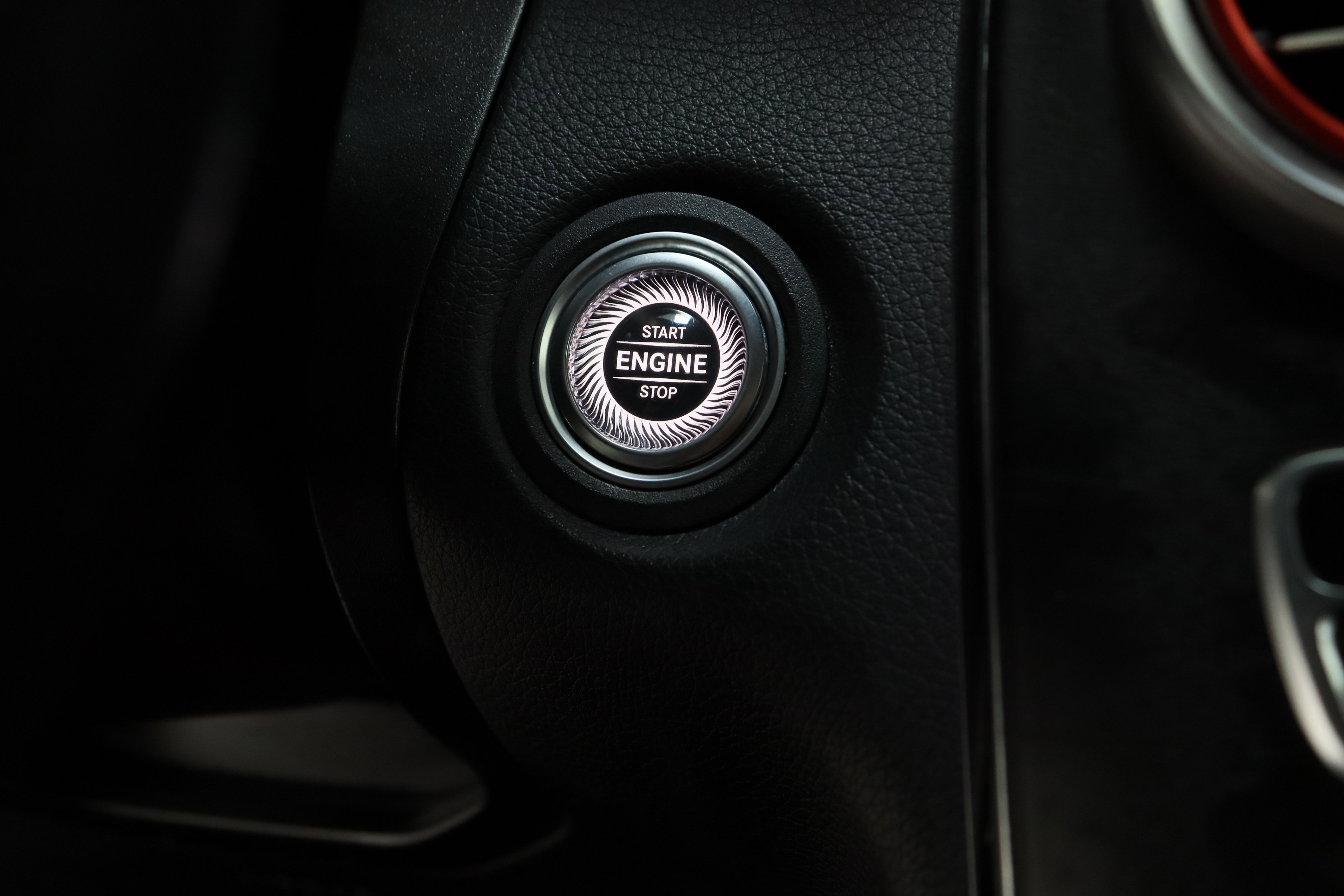 Used 2022 Mercedes-Benz GLC 300 4MATIC Coupe image 18