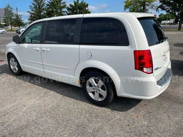 Used 2013 Dodge Grand Caravan SE FWD image 5