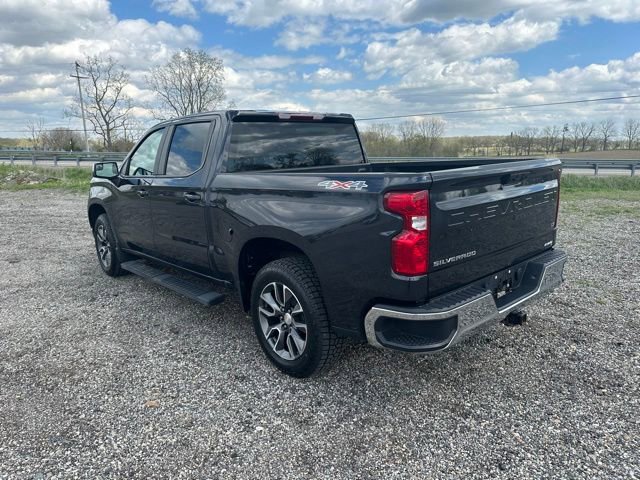 Used 2024 Chevrolet Silverado 1500 LT AWD/4WD image 19