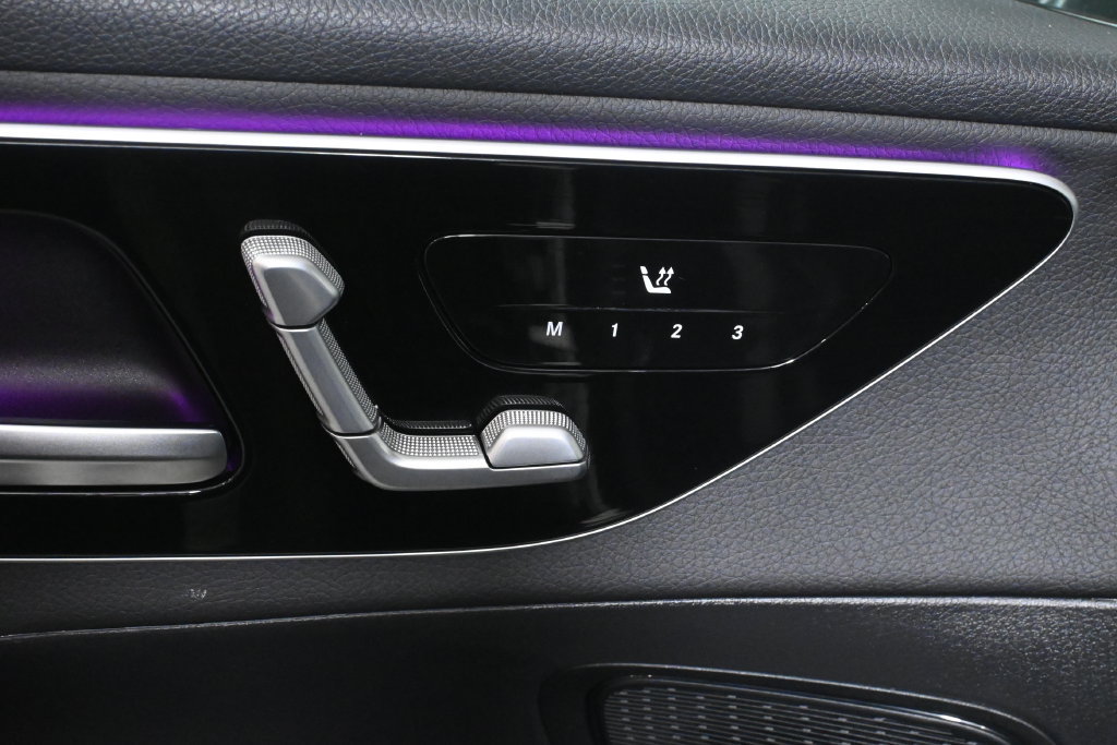 Certified 2026 Mercedes-Benz GLC 300 4MATIC image 26