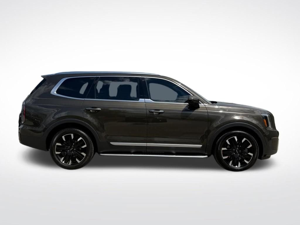 Used 2023 Kia Telluride SX AWD/4WD image 2