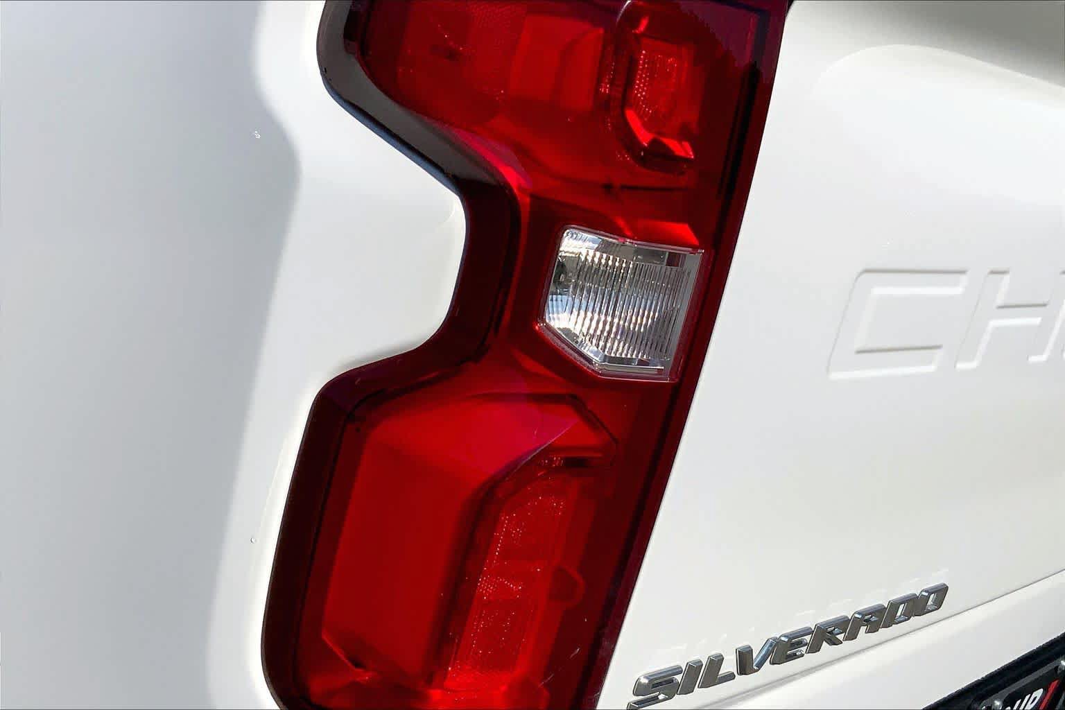 Used 2021 Chevrolet Silverado 2500 LTZ AWD/4WD image 44