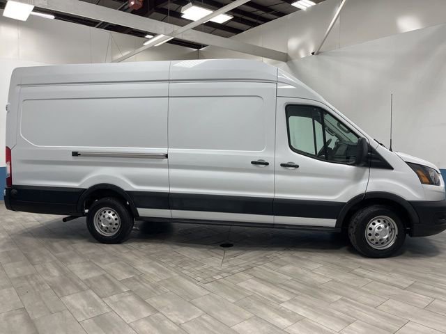 Used 2024 Ford Transit 250 148 High Roof Extended AWD w/ Load Area Protection Package image 2