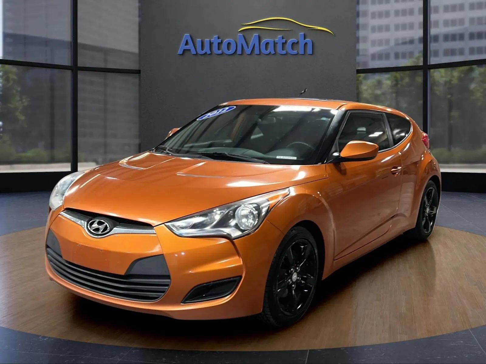 Used 2012 Hyundai Veloster FWD image 3