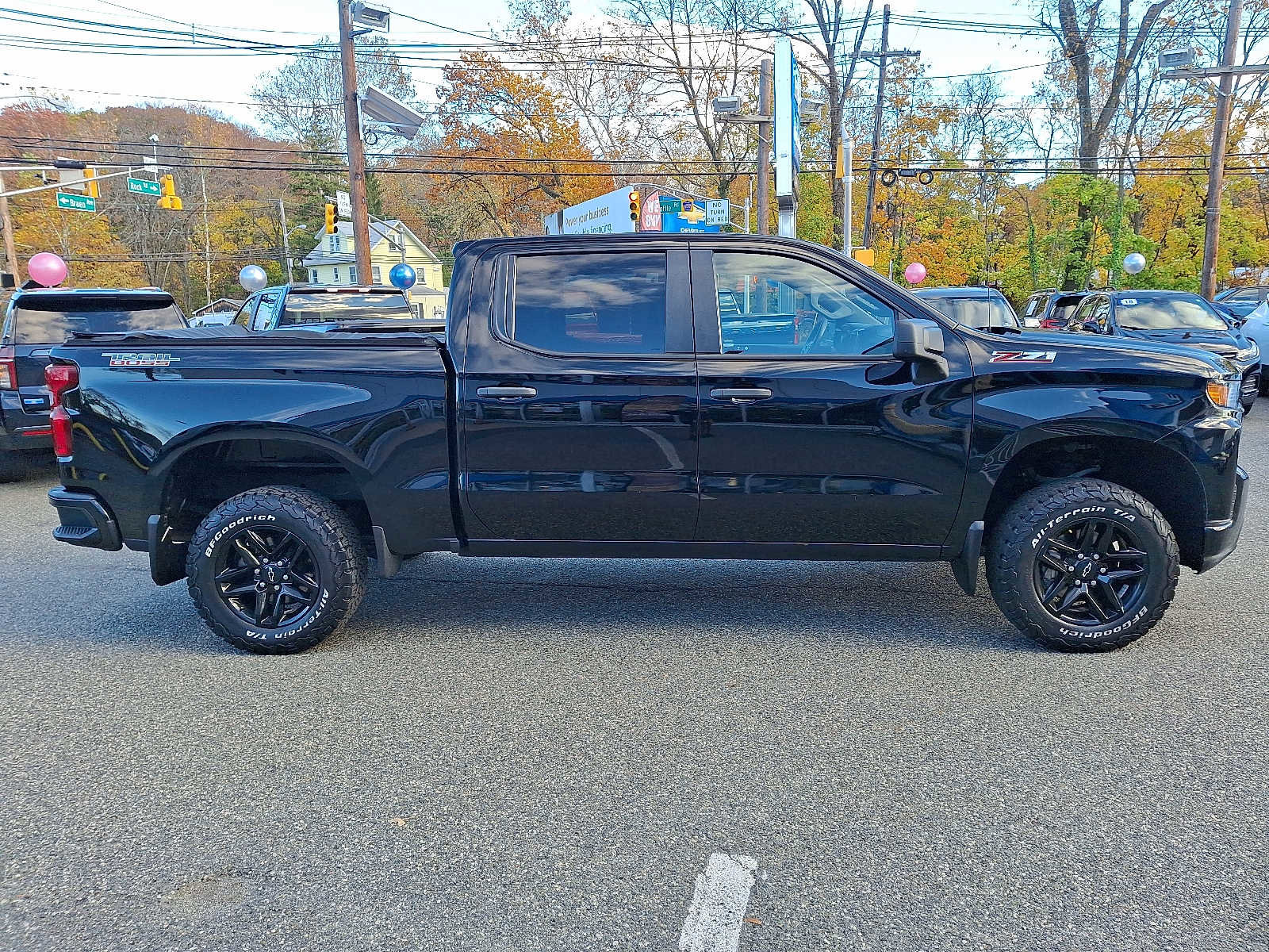 Used 2021 Chevrolet Silverado 1500 Custom Trail Boss w/ Midnight Edition image 7