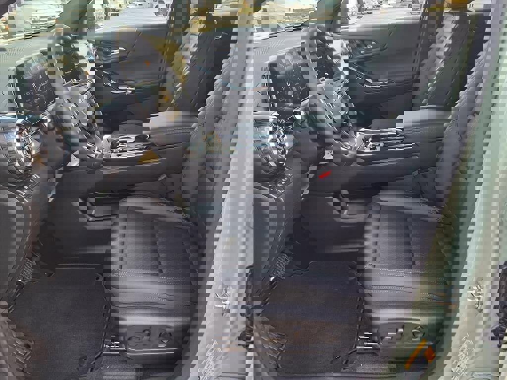 New 2026 Chevrolet Equinox LT w/ Convenience Package II image 6