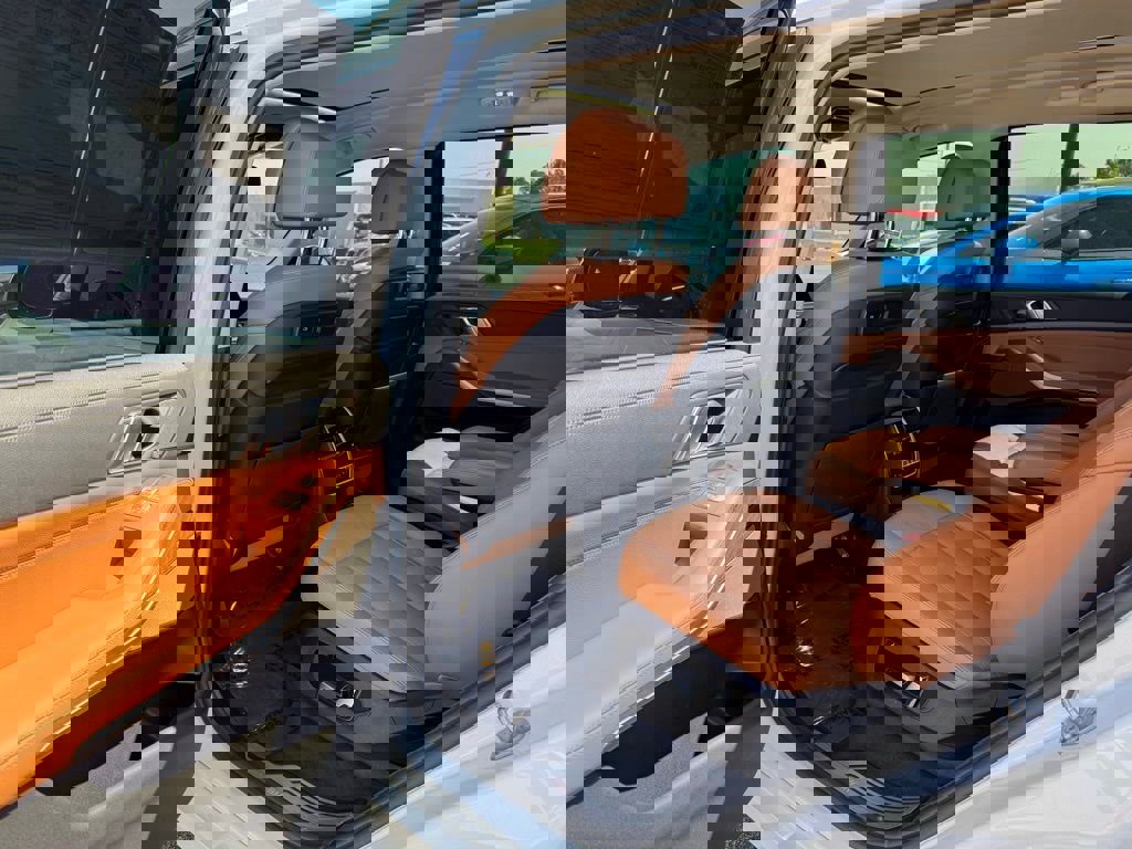 Used 2019 BMW X7 xDrive40i w/ Premium Package image 37