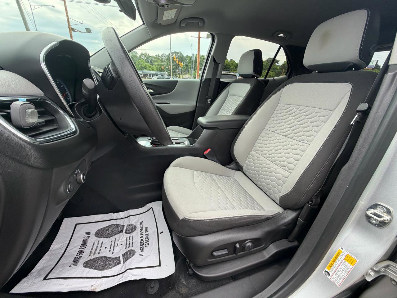 Used 2021 Chevrolet Equinox LS w/ LS Convenience Package FWD image 26