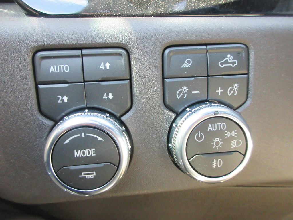 New 2026 GMC Sierra 1500 SLT w/ SLT Premium Plus Package image 18