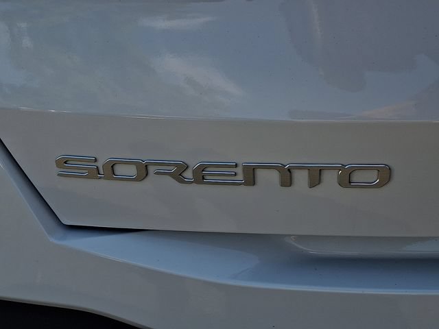 Certified 2025 Kia Sorento S AWD/4WD image 31