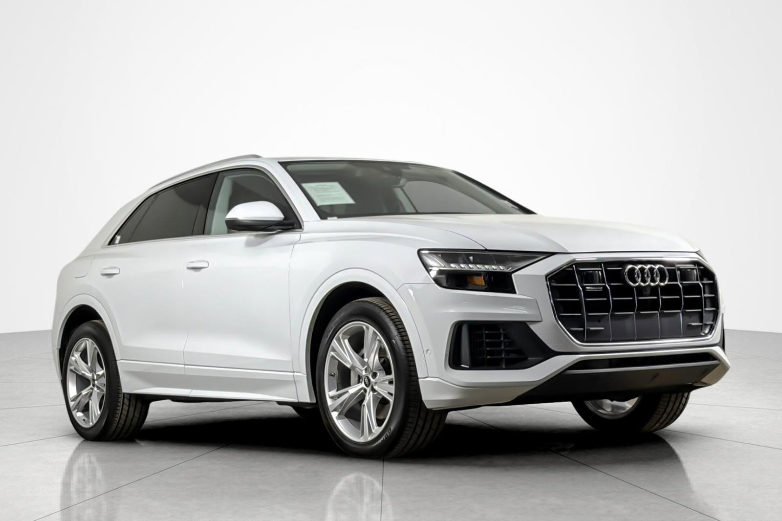 Used 2023 Audi Q8 Premium Plus w/ Premium Plus Package AWD/4WD image 7