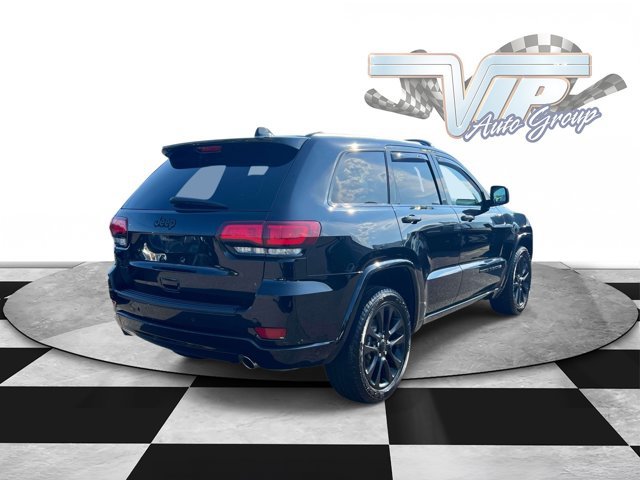 Used 2019 Jeep Grand Cherokee Altitude AWD/4WD image 6