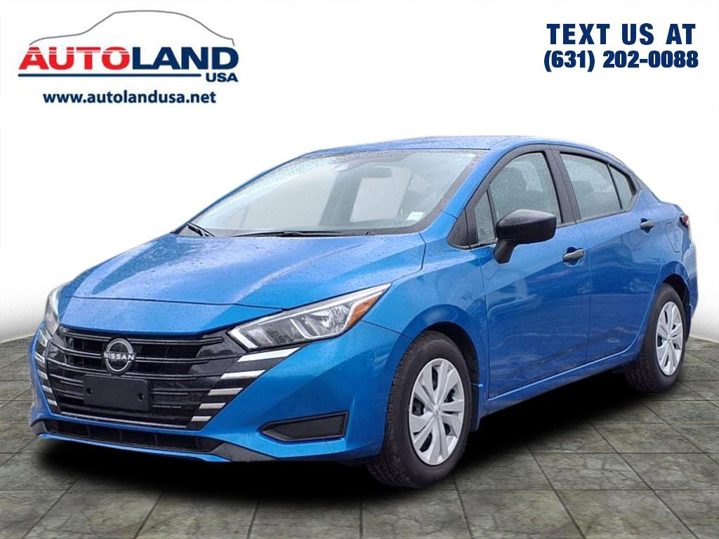 Used 2024 Nissan Versa S w/ Trunk Package