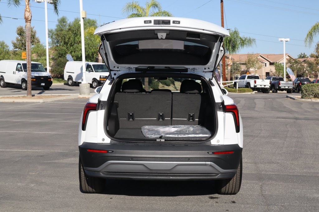 New 2026 Chevrolet Blazer EV LT w/ Midnight/Sport Edition FWD image 33