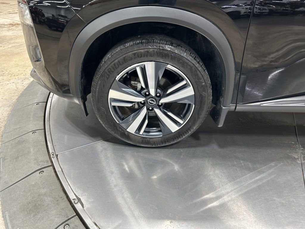 Used 2023 Nissan Rogue SL image 35