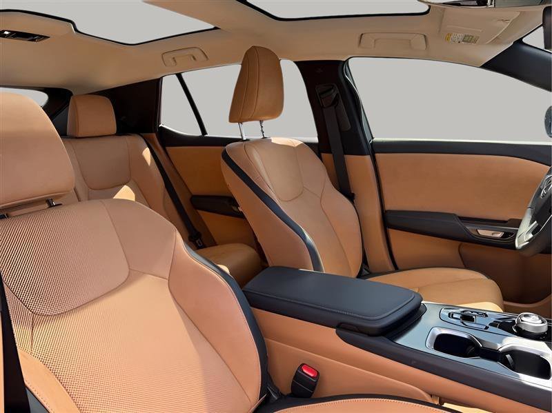 Used 2025 Lexus RZ 300e w/ Accessory Package (Z1) image 33