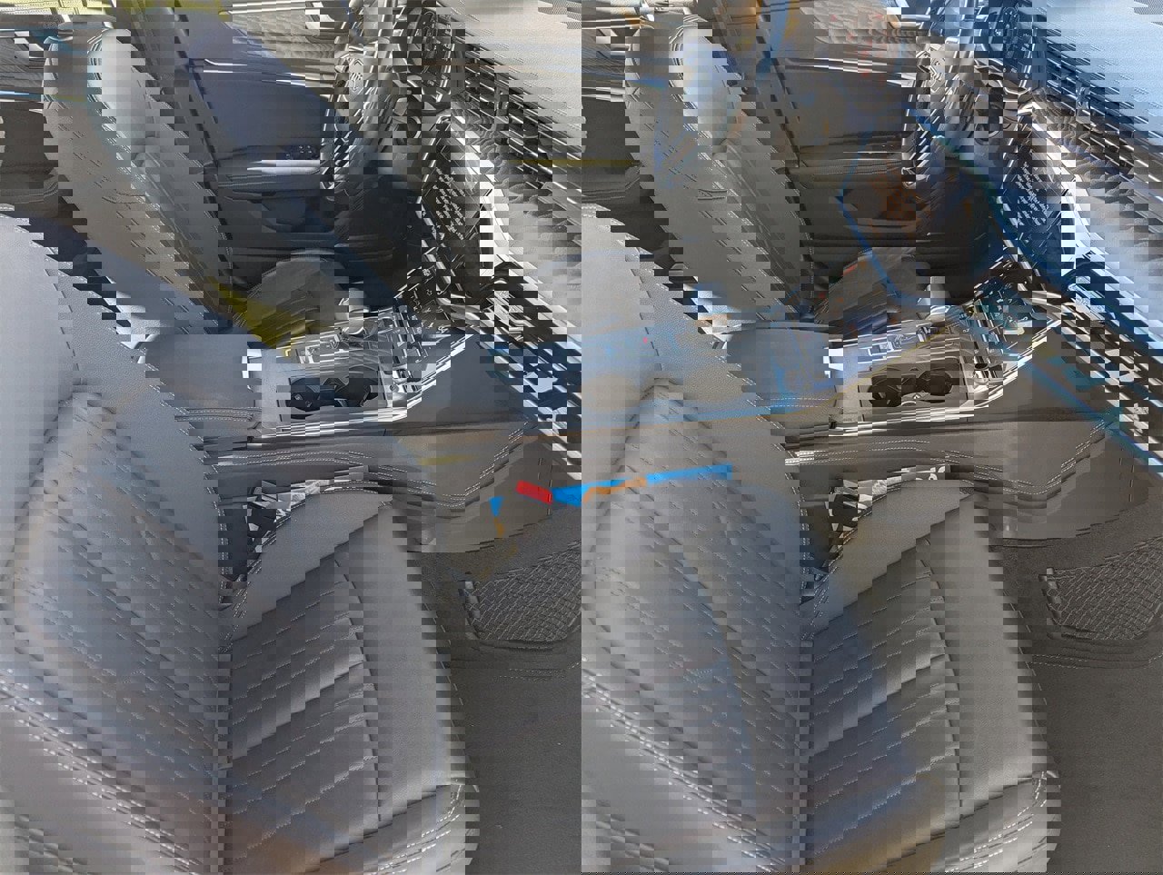 Used 2024 Audi A6 Premium Plus image 14