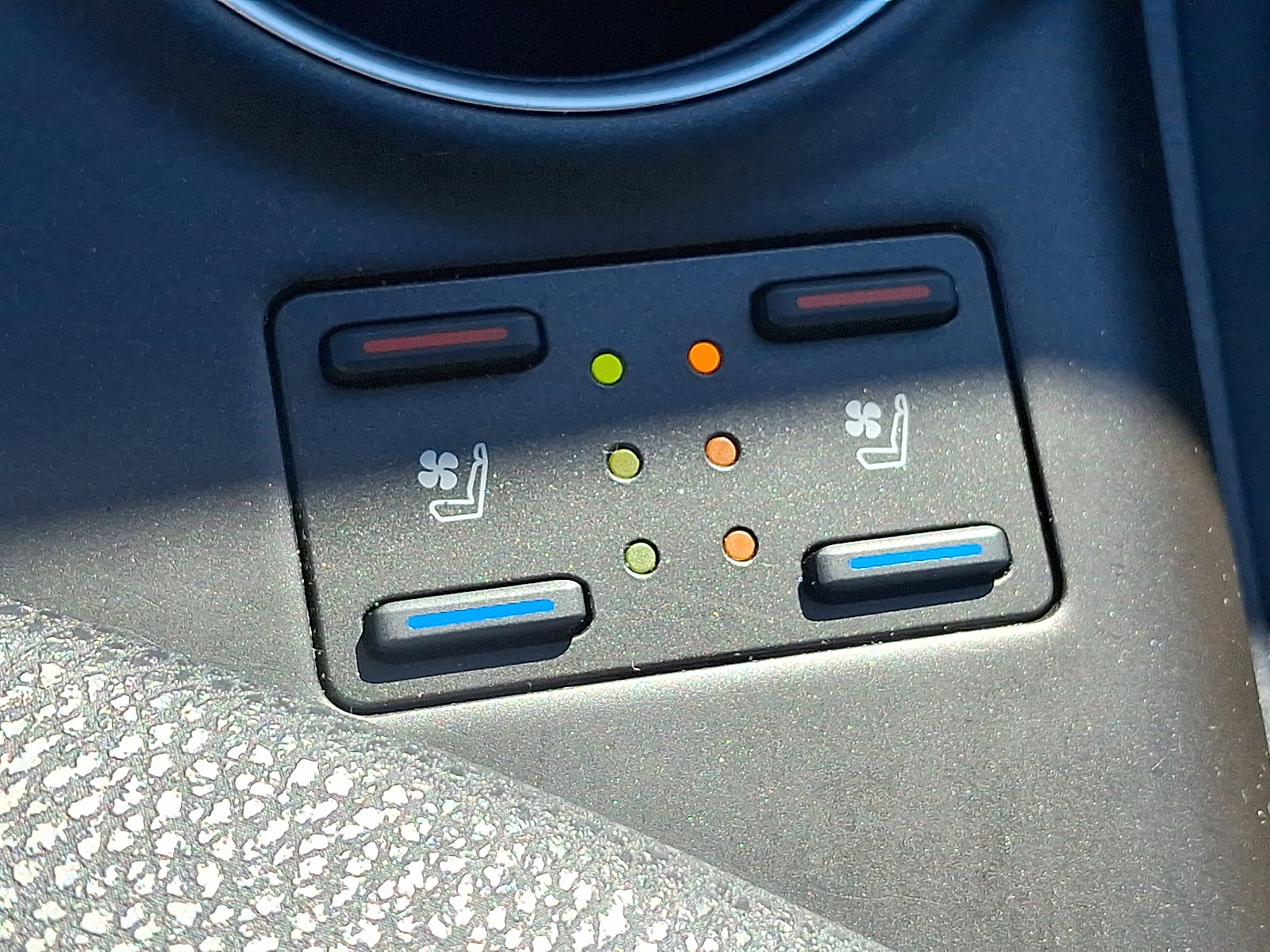 Certified 2021 Toyota Camry XLE w/ Navigation Upgrade Package image 26