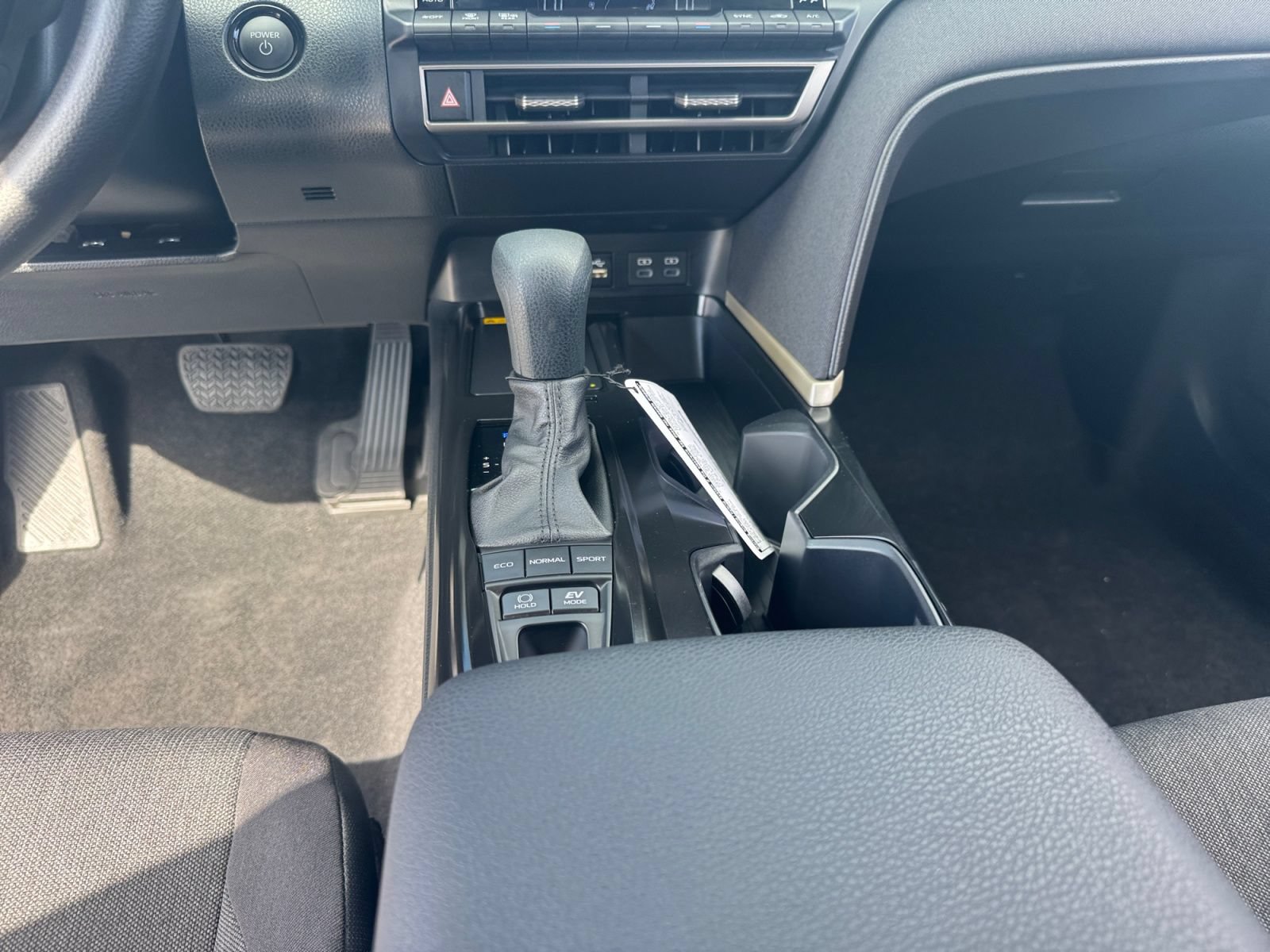 New 2026 Toyota Camry LE w/ Convenience Package FWD image 11