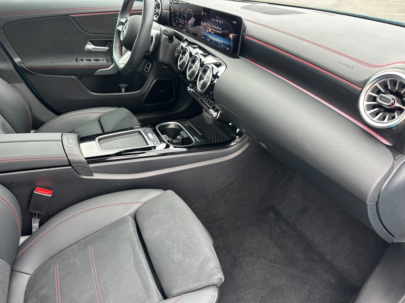 Used 2026 Mercedes-Benz CLA 250 image 16